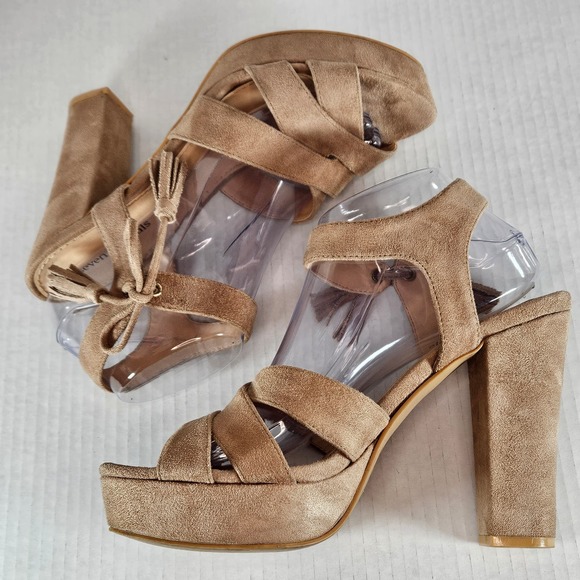 Seven Dials Nude Naomi Platform Block Heels With Tassels Size 9 - Picture 5 of 8